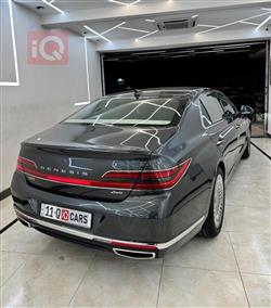 جنسس G90